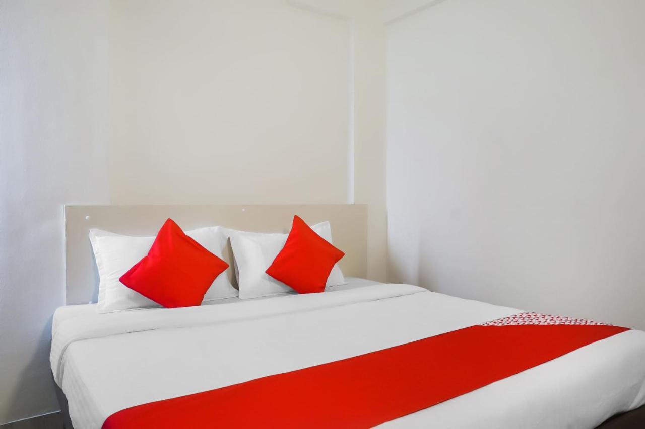 Hotel Oyo 16007 Sk Executive Yerandwane Exterior foto